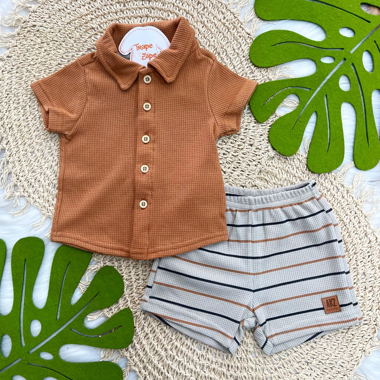 Conj. Camisa com Botões e Bermuda com Listras - Marrom